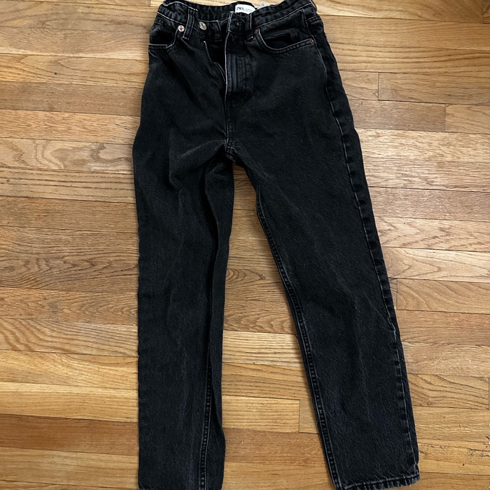 Zara High Waisted Mom Jeans EUC